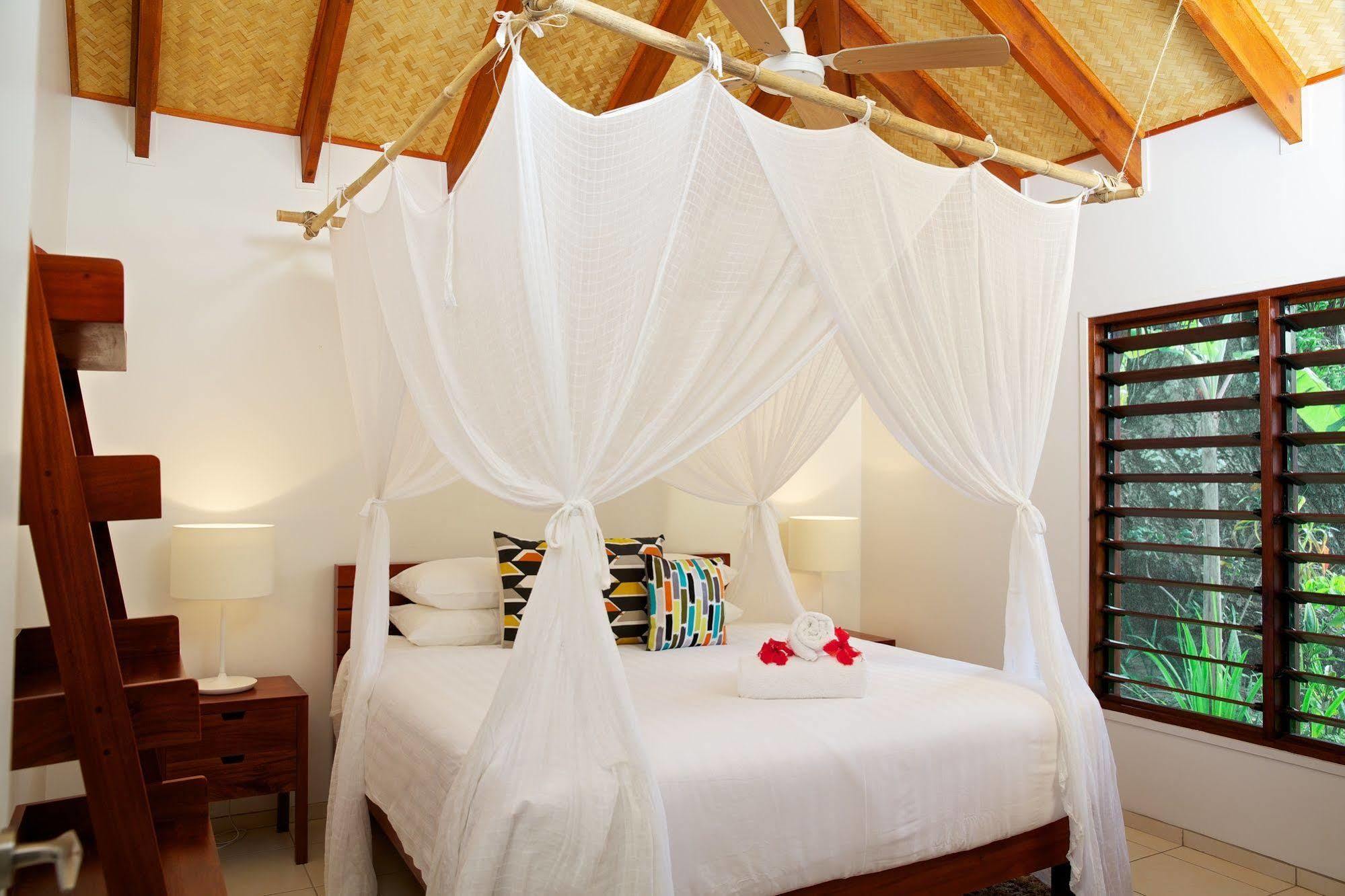 Vale Vale Beachfront Villas Port Vila Exterior photo