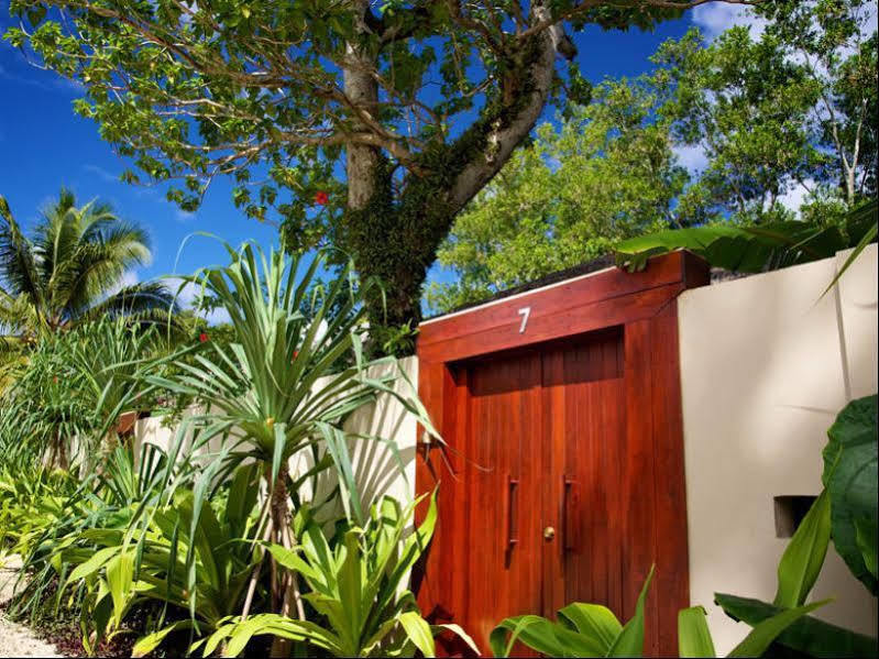 Vale Vale Beachfront Villas Port Vila Exterior photo